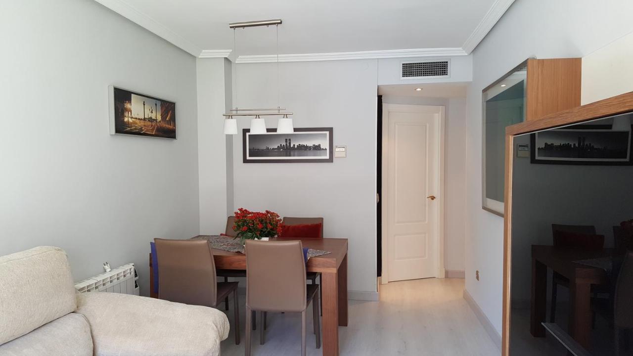 Madrid Las Tablas Apartments エクステリア 写真