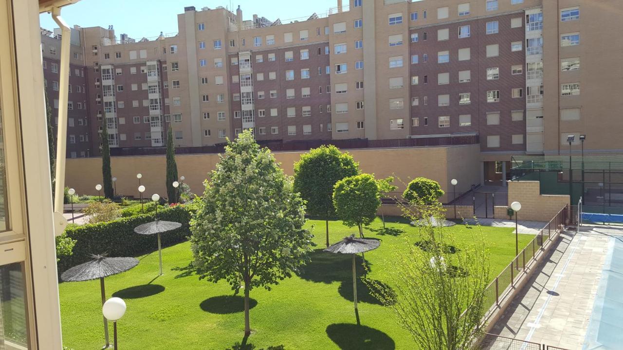 Madrid Las Tablas Apartments エクステリア 写真